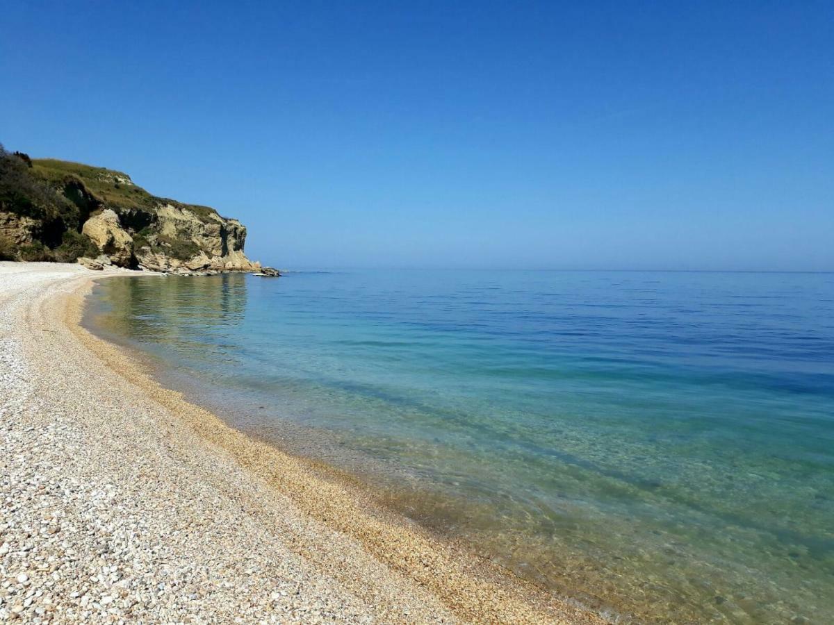 Borgo Dragani Hotel Ortona Kültér fotó
